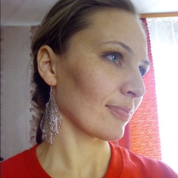 Hollow Flower Leaf - Picture 3 of 4